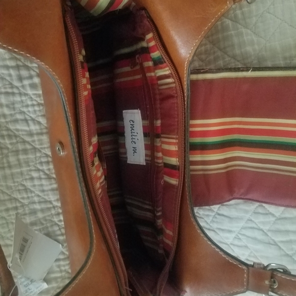 Pocketbook - Picture 2 of 2